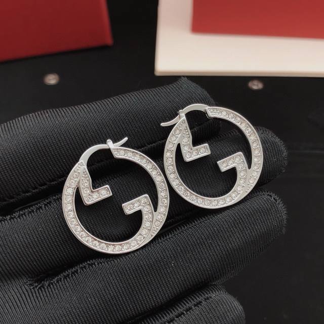 No. Ged0053 Gucc*Latest silver round ear hook consistent Zp brass material