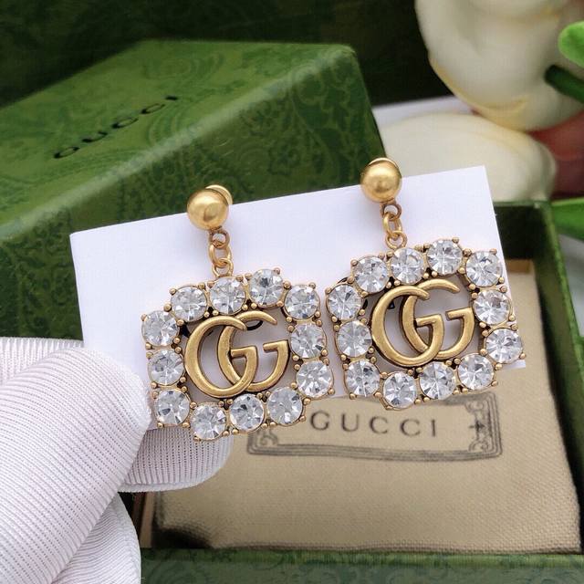 No. Ged0050 Gucci square diamond earrings