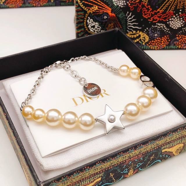 No. Dsl0099 Dio* Latest star pearl bracelet consistent Zp brass material