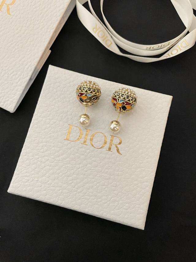 D*Or new color pearl earrings consistent with Z batch brass material