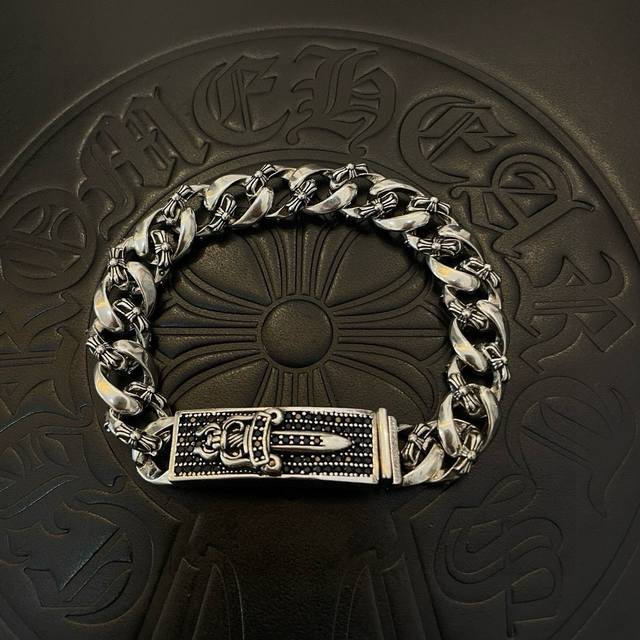 Counter quality Chrome Hearts classic retro cross flower black diamond sword hal