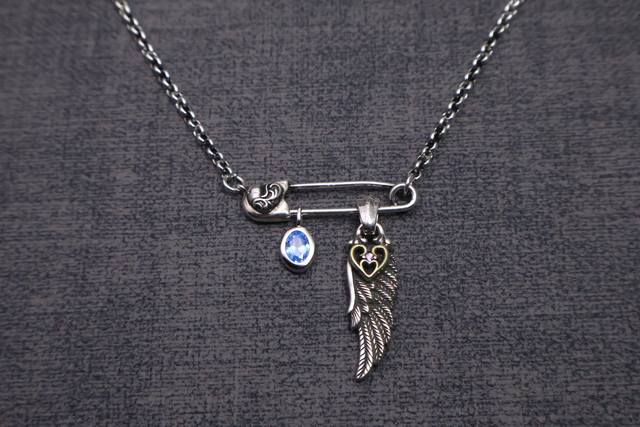 Hot item recommendation: Chrome Hearts necklace, brooch chain is so cool. Chrome