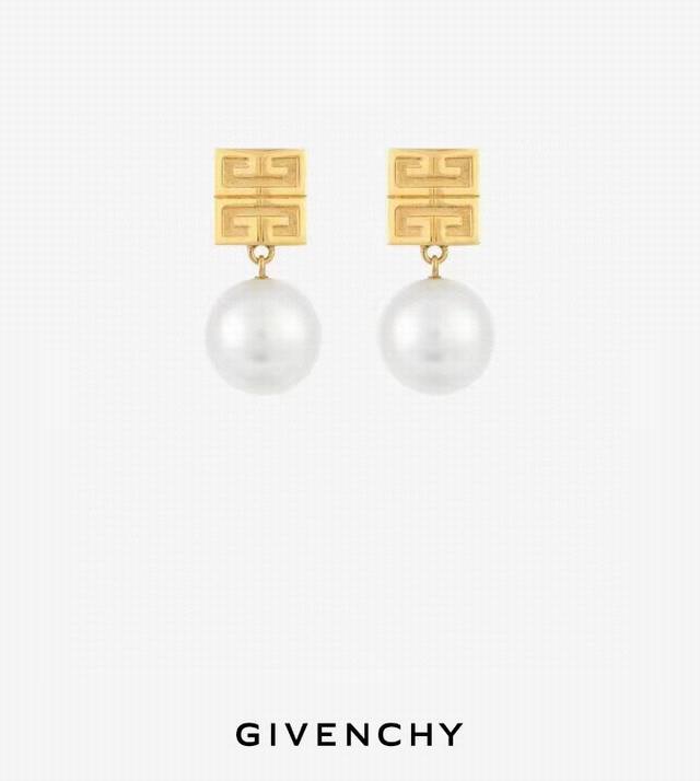 Givenchy's popular earrings are the same as those of major stars. The popularity