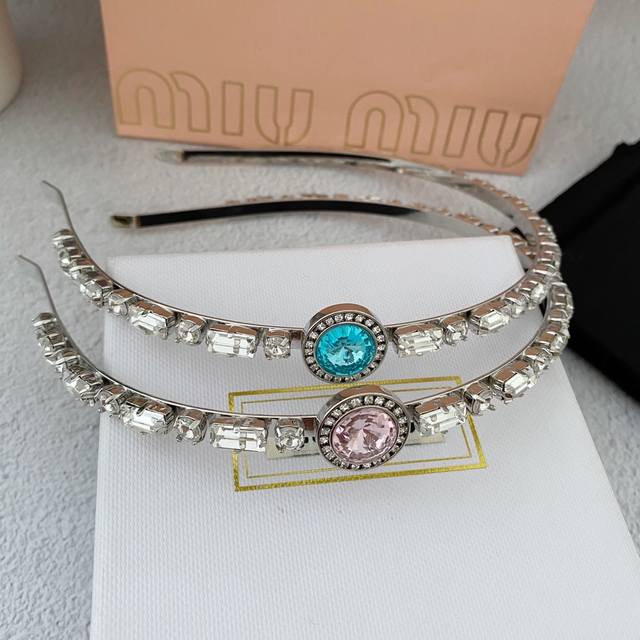 (without packaging) Miumiu round crystal headband