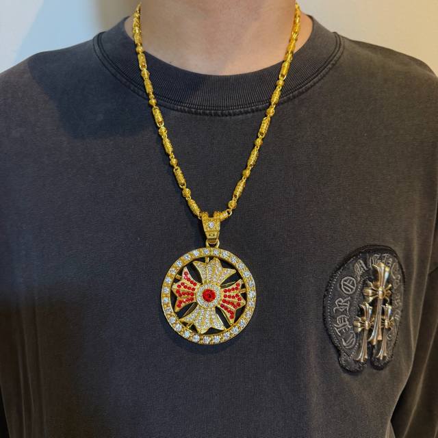 New counter quality Chrome Hearts gold color multi-element dynamic cross necklac