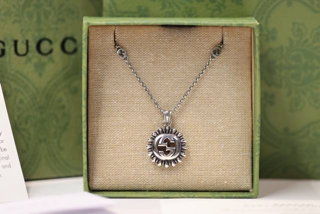 New product recommendation Gucci Flower Double G Necklace Lnterlocking series, r