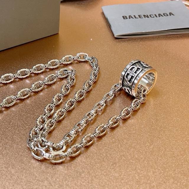 Original goods New product Balenciaga necklace Balenciaga new necklace counter c