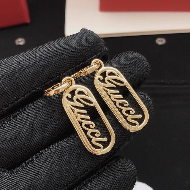 No. Ged0259 Gucc*Latest tassel ear hook consistent Zp brass material