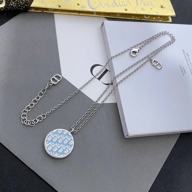 Dior vintage necklace counters are all new and selected original brass material,