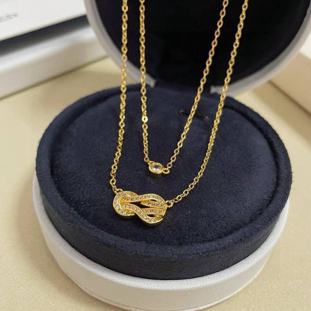 Xiao Zhan's same style, Fred's full diamond double-layer 8-shaped buckle necklac
