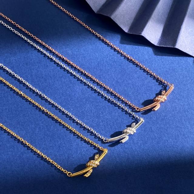 Small Df80 Tfn Tiffany new fashion versatile diamond knot Mini pendant necklace