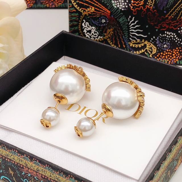 No. Ded0537 Gold No. Ded0536 Silver Dio*Latest model Large and small pearl stick