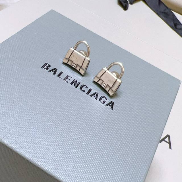 Balenciaga earrings king series counter synchronous update simple bag shape earr