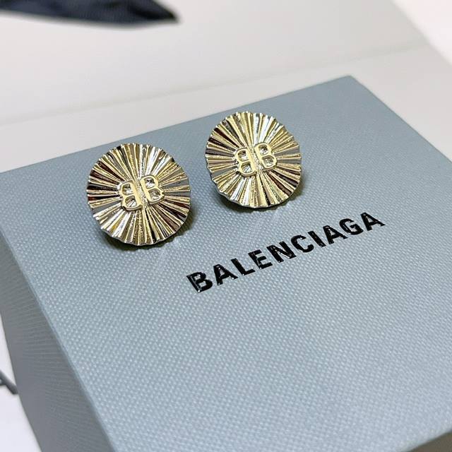 Balenciaga earrings king series counter synchronous update simple car flower sha