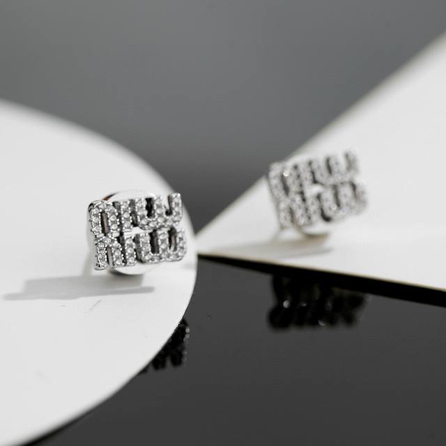 Miu Miu new Swarovski crystal full diamond earrings original material sterling s