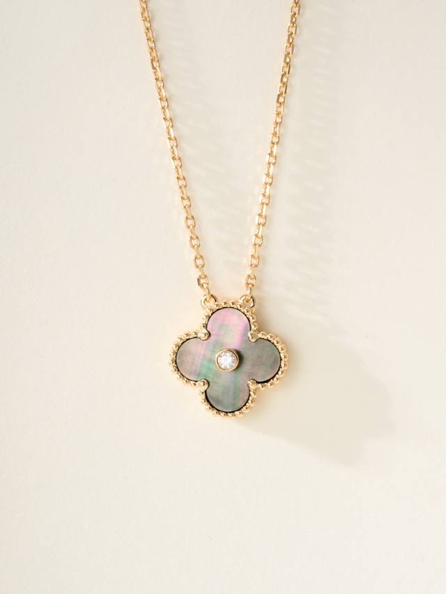 Classic four-leaf clover single flower diamond necklace: gray mother-of-pearl si