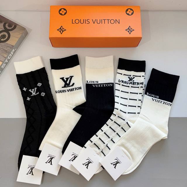 comes with packaging 5 pairs per box Lv Louis Vuitton super popular small items