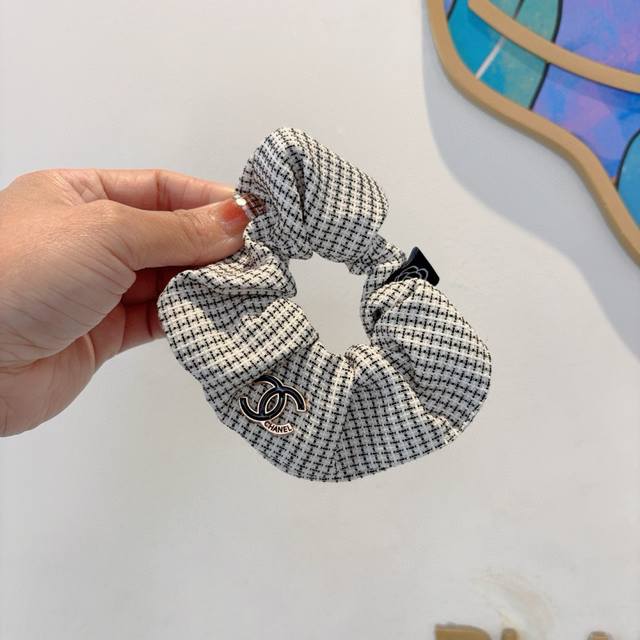with packaging Chanel Chanel double C letter hair band fabric multifunctional i