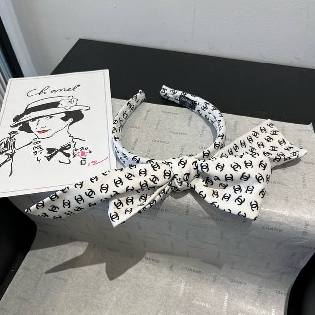 Chanel Chanel headband DDD