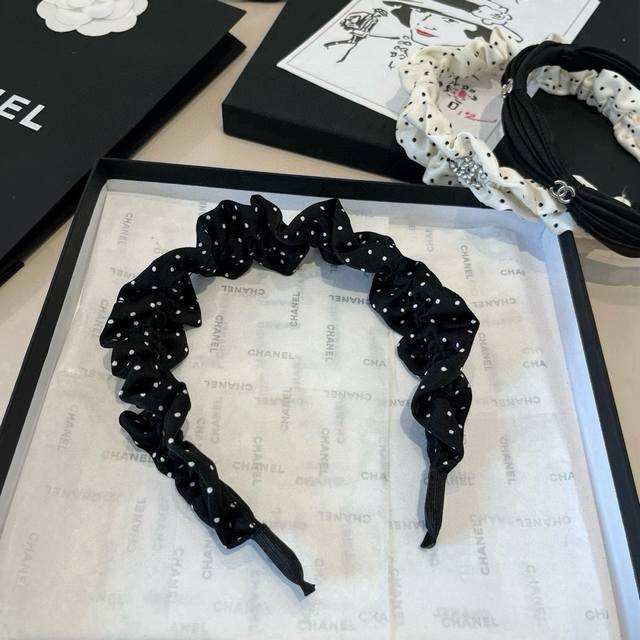 Chanel Chanel 2025 new headband DDD