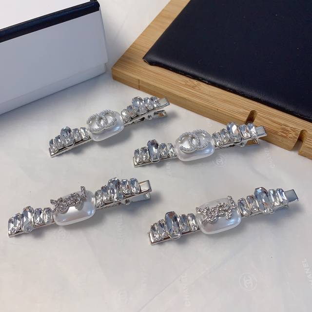 Chanel Xiaoxiang Ysl Saint Laurent Czech diamond pearl Logo clip edge clip daily