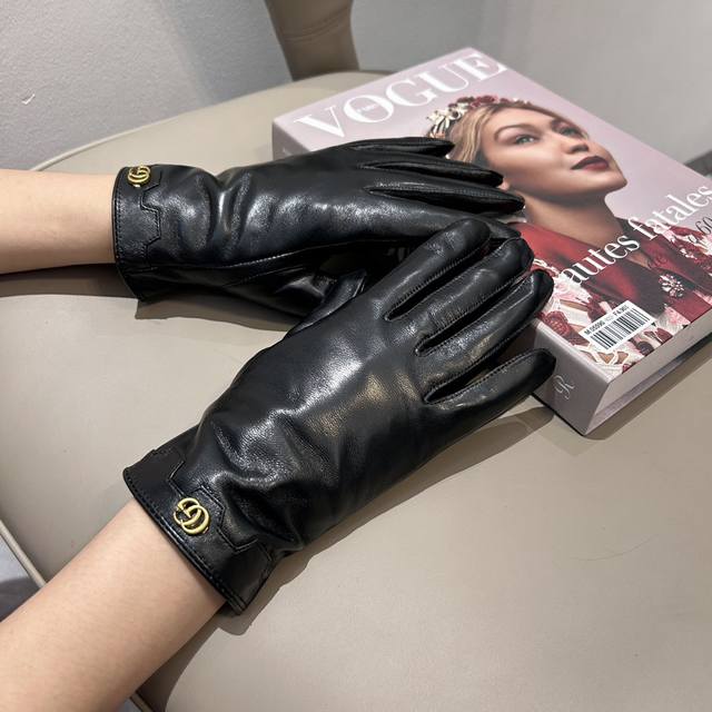 2025 New exclusive first touch screen gloves Double-line cuff gloves Gucci Gucci