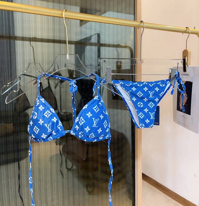 Lv New bikini swimsuit suitable for various scenes