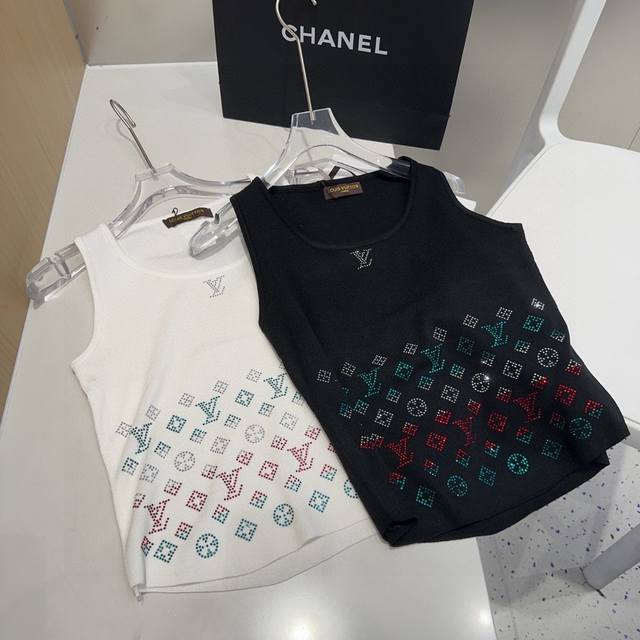 Lv vest, wear it alone with a jacket, super hot One size DDD