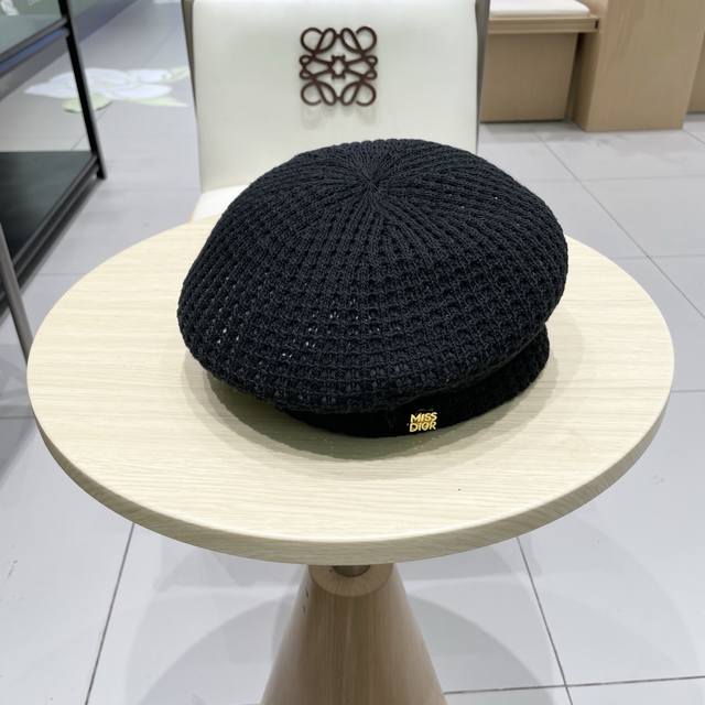 Dior Dior shaped wrinkled beret spring and summer thin breathable retro painter