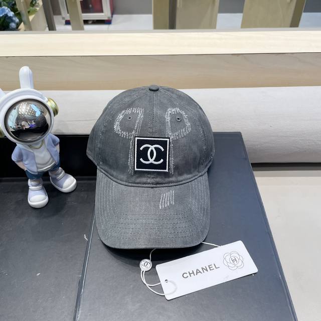 Chanel autumn and winter new baseball cap, classic and simple, fashionable and