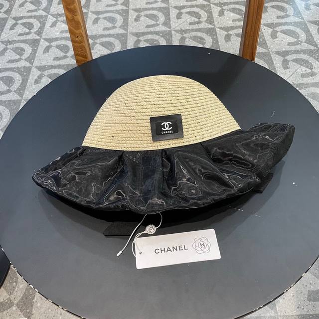 Chanel Chanel sun hat women's summer anti-ultraviolet sun hat straw bow sun hat