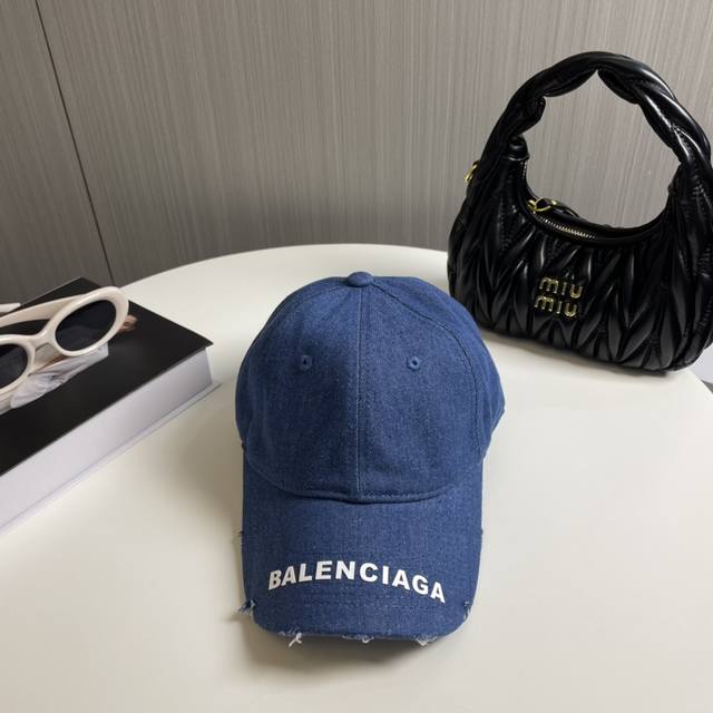 Balenciaga new washed and distressed denim baseball cap Newly launched washed d