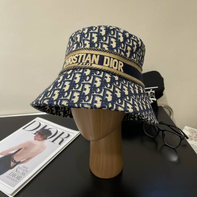 Original quality Dior Dior official website is launched simultaneously Korean v