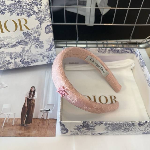 with packaging boxDior headband, fresh summer series, fashionable and versatile