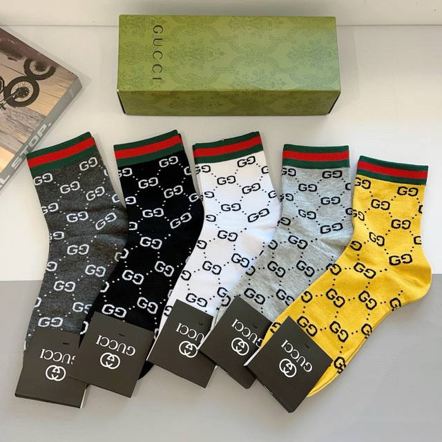 comes with packaging, 5 pairs per box Gucci new mid-tube men's socks, pure cott