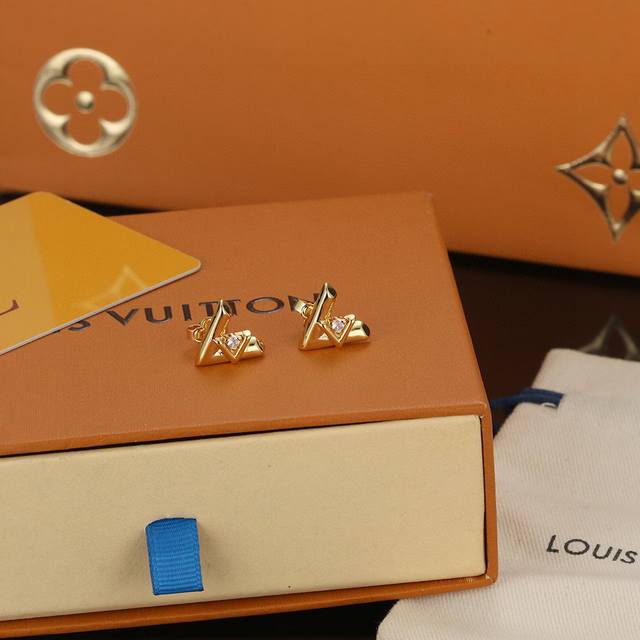 Louls Vultton Louis Vultton earrings original version purchasing level market be