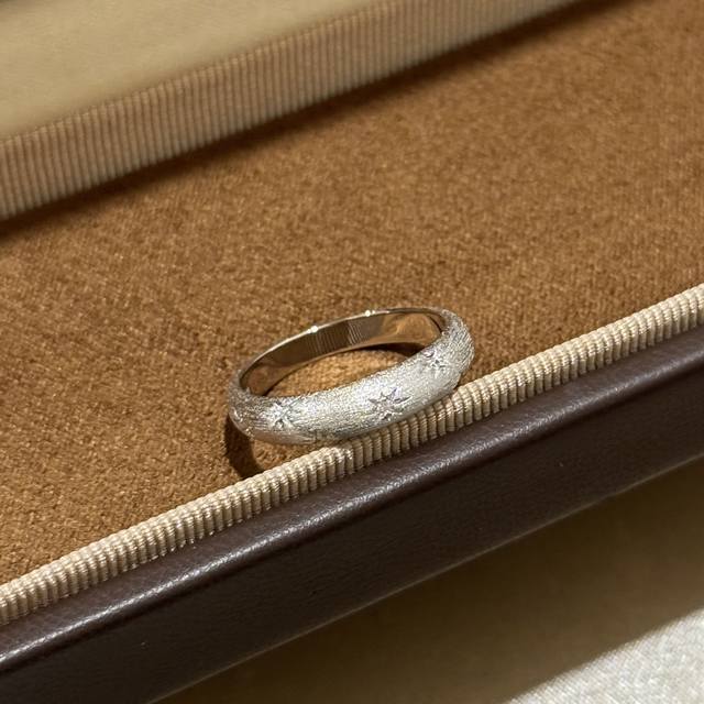 A6342 Independent designer vintage series eight-pointed star brushed ring must b