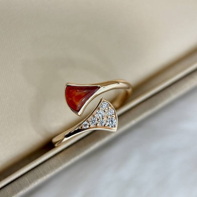 A0361 Bv Diva series full diamond natural red agate open skirt ring selected Ger
