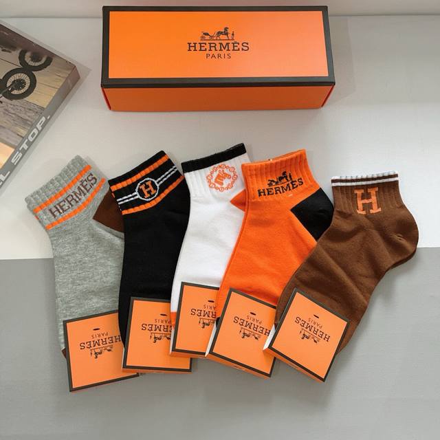 comes with packaging 5 pairs per box Hermes high version unisex socks super sof