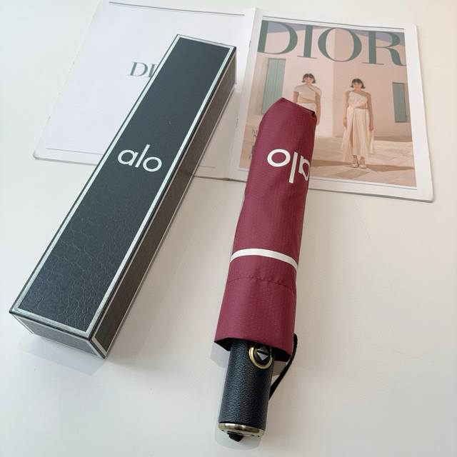 Alo The tri-fold automatic folding umbrella is elegant and luxurious with the so