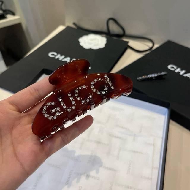 single Gucci new hairpin DDD