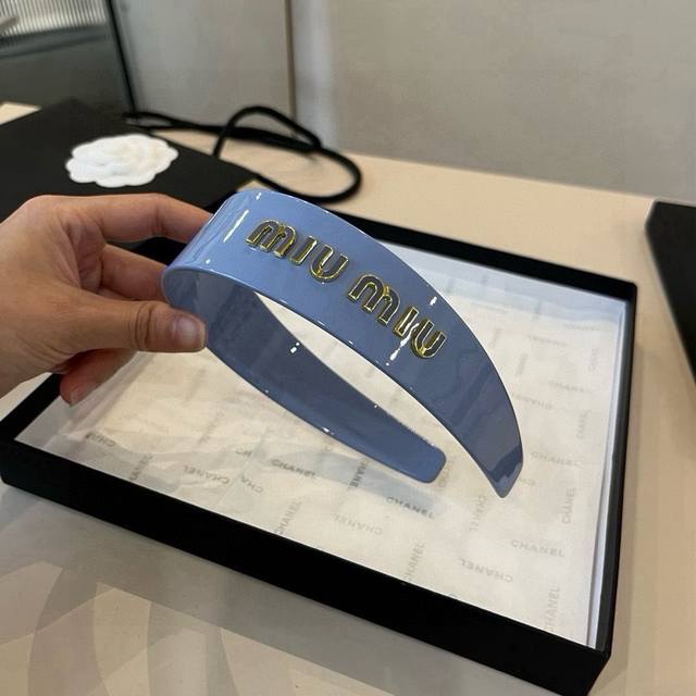 Miumiu Miu Miu acrylic headband DDD