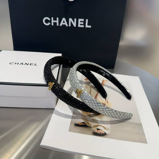 with boxChanel's latest diamond headband, super beautiful! Very ladylike, a mus