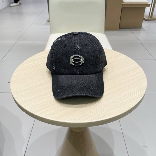 New Balenciaga Parisian family new denim baseball cap In stock, simple and styl