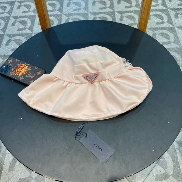 Prada Prada Japanese new sunshade fisherman hat for women spring and summer wid