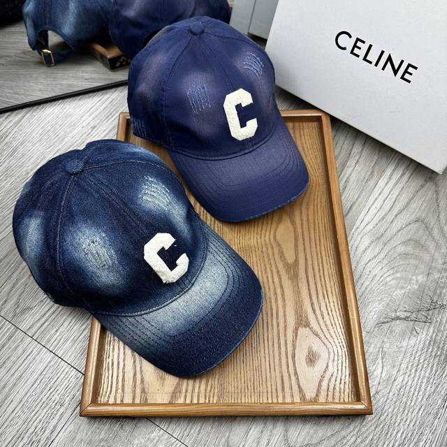 Special offer. Celine. Original 1:1 floral smudged cap with a large C cap. Comes