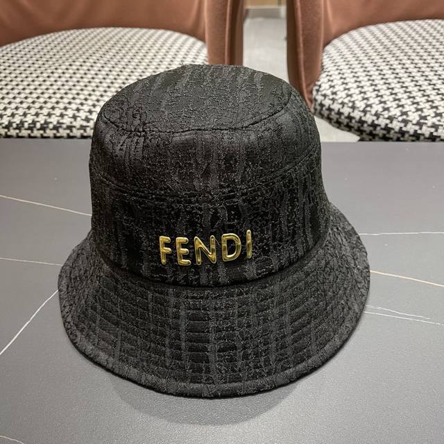 Fendi Fendi popular bucket hat for men and women. Recommended by millions of cel