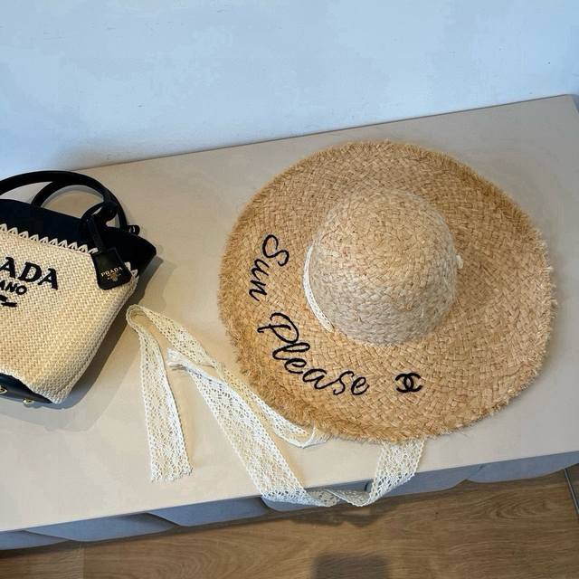 Chanel Chanel Raffia straw hat, beach hat with wide brim, head circumference 57C