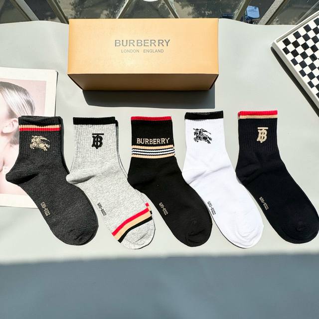 comes with packaging, one box of five pairs of Burberry's latest Bage mid-tube