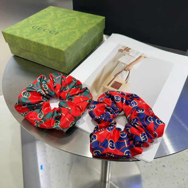 with packaging Gucci Gg red and green hairband, fashionable and versatile, espe
